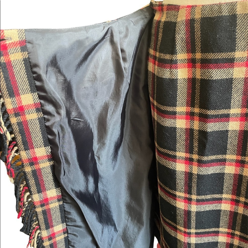 Vintage Cottagecore  plaid Wool red/black/tan skirt size 8 - Picture 4 of 7